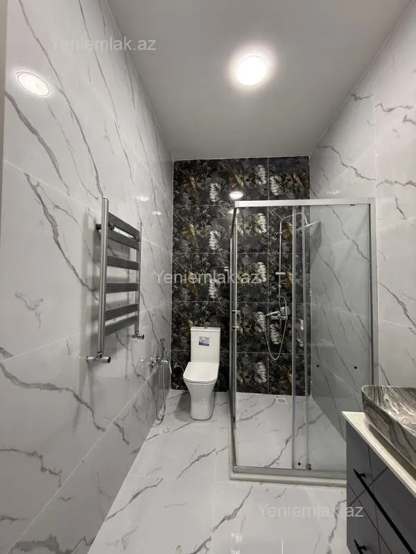 Satılır 4 otaqlı həyət evi 160 m²