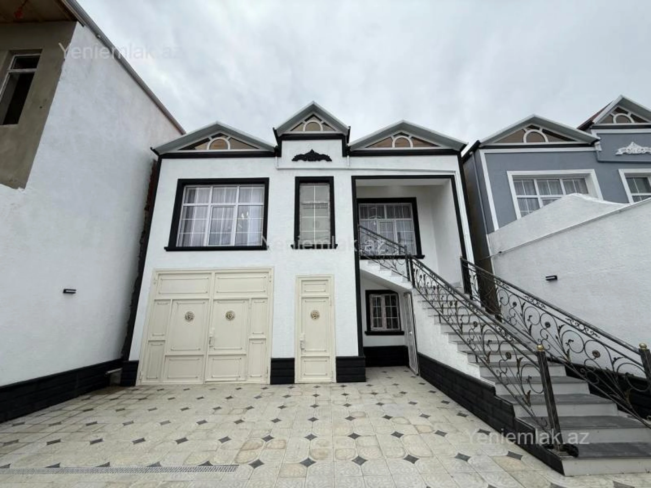 Satılır 4 otaqlı həyət evi 160 m²