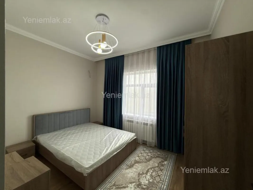 Satılır 4 otaqlı həyət evi 160 m²