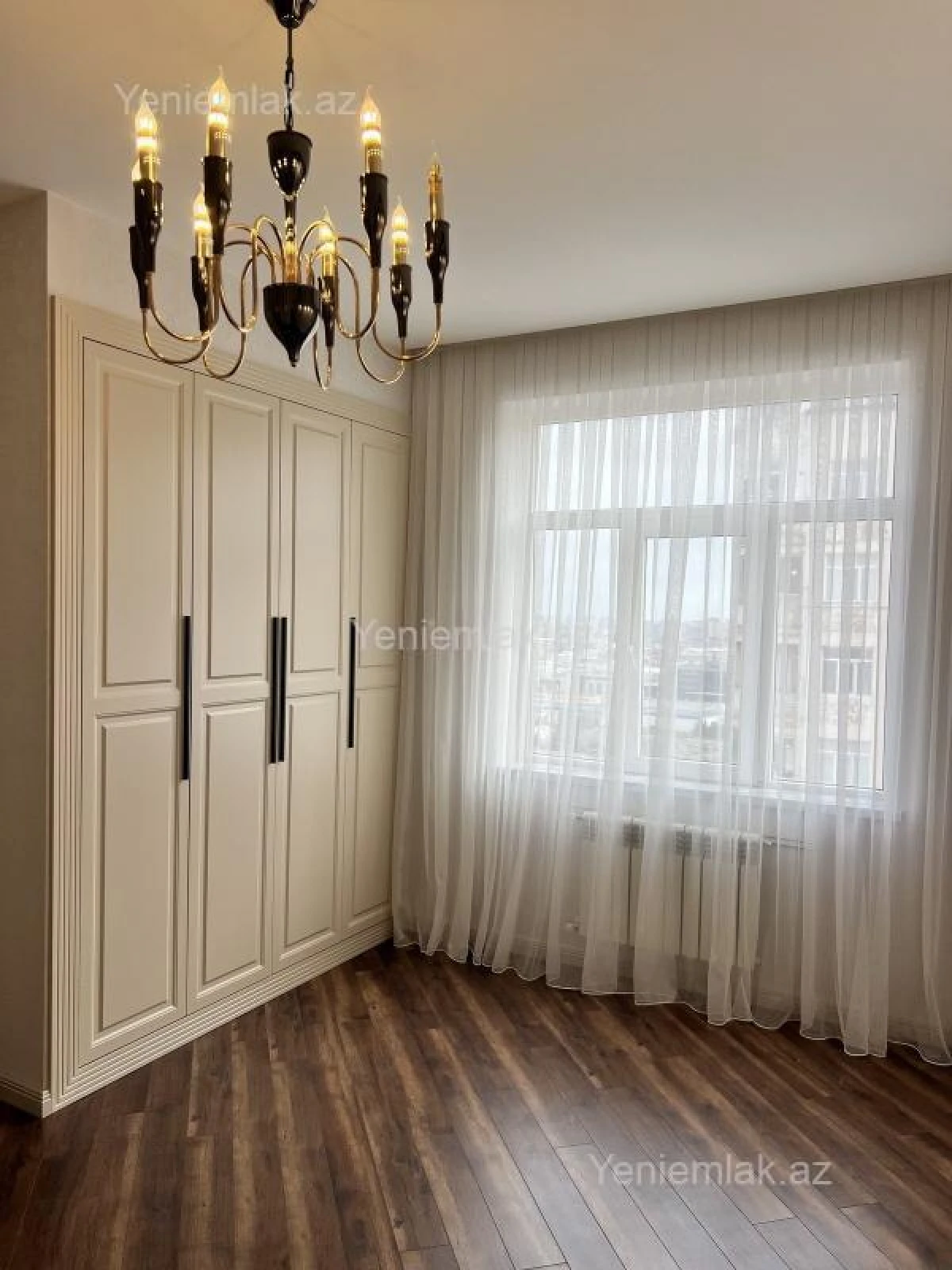 Satılır 3 otaqlı yeni tikili 105 m²