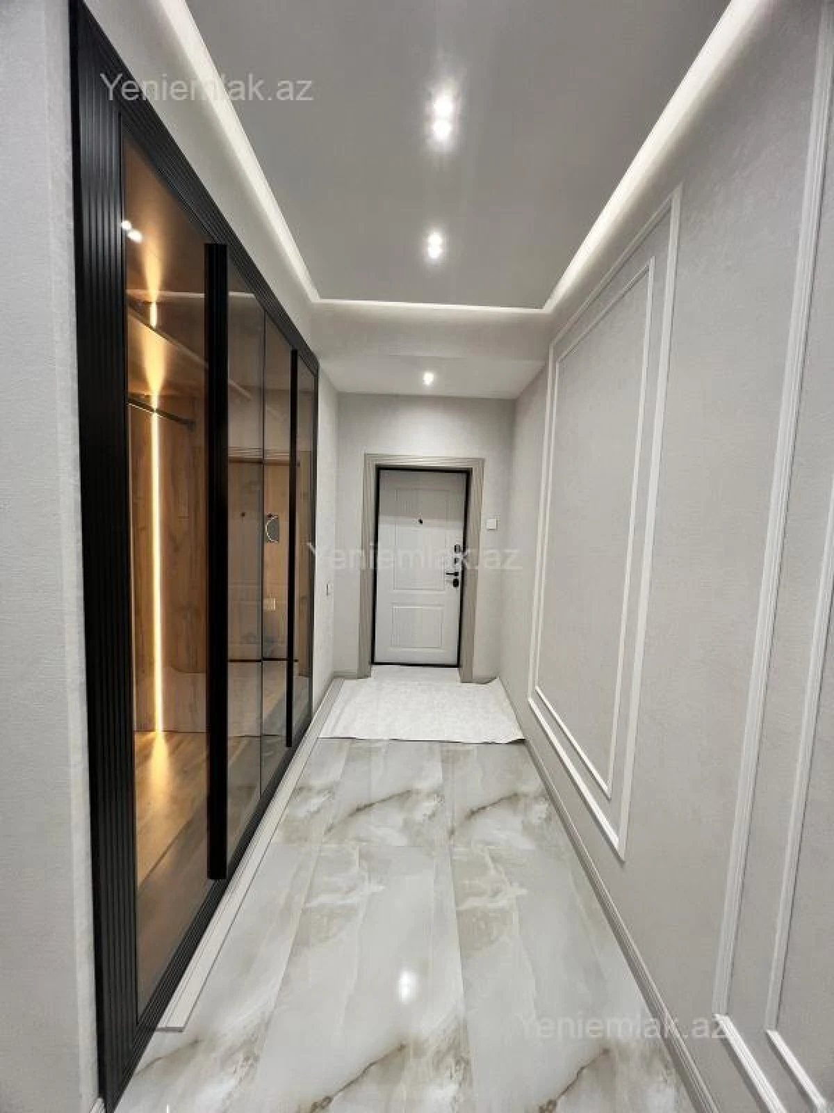 Satılır 3 otaqlı yeni tikili 105 m²