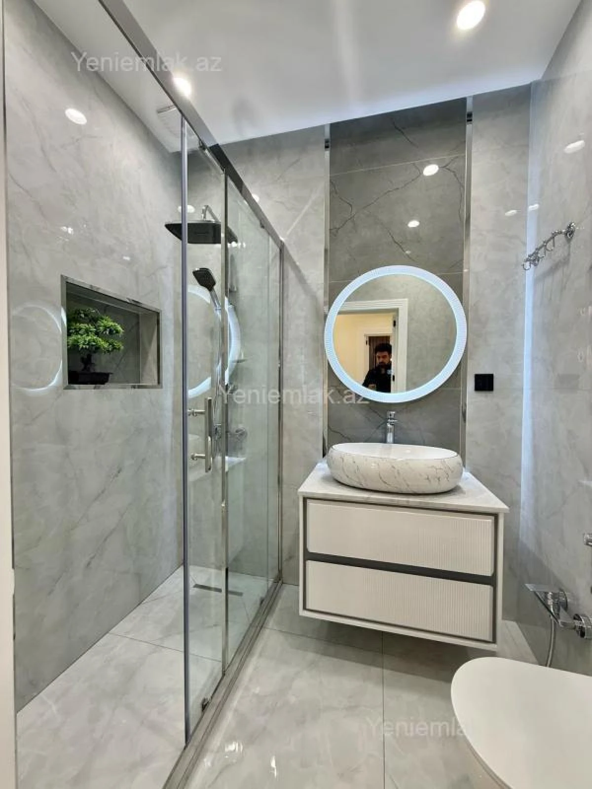 Satılır 3 otaqlı yeni tikili 85 m²