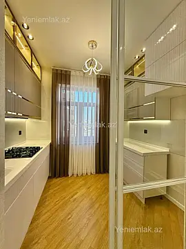 Satılır 3 otaqlı yeni tikili 85 m²