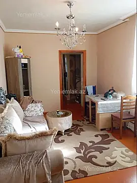 Satılır 1 otaqlı köhnə tikili 64 m²