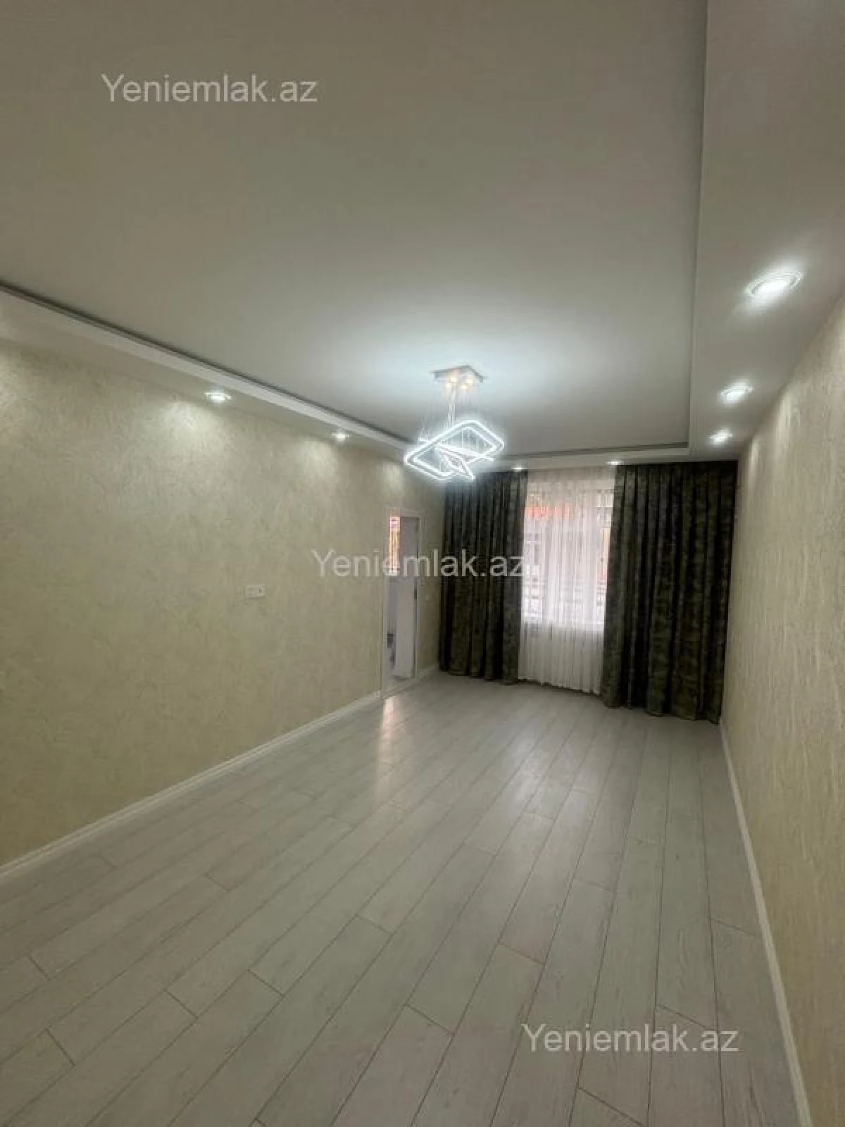 Satılır 3 otaqlı köhnə tikili 65 m²