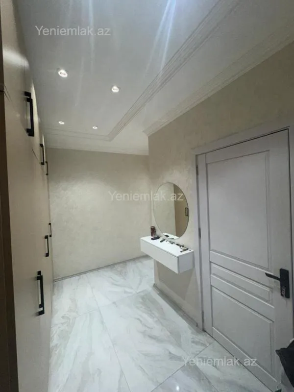 Satılır 2 otaqlı yeni tikili 58 m²