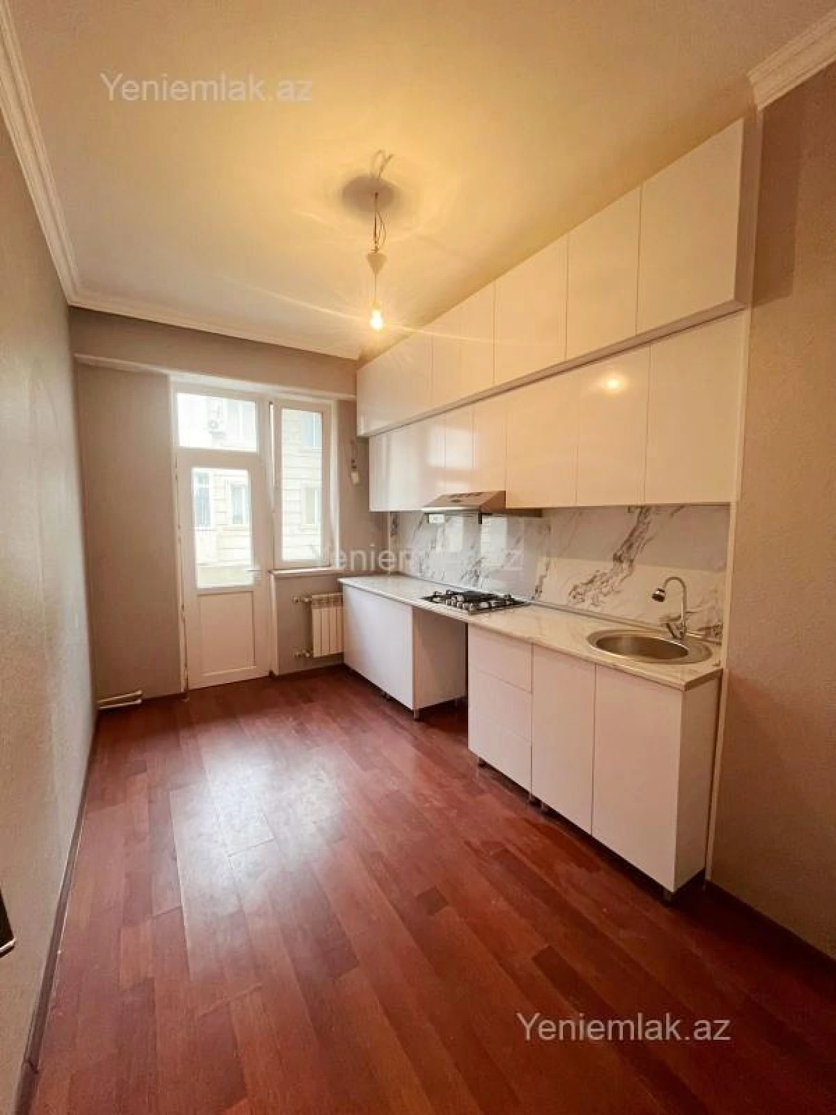 Satılır 2 otaqlı yeni tikili 60 m²