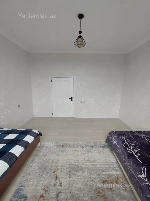 Satılır 2 otaqlı köhnə tikili 70 m²