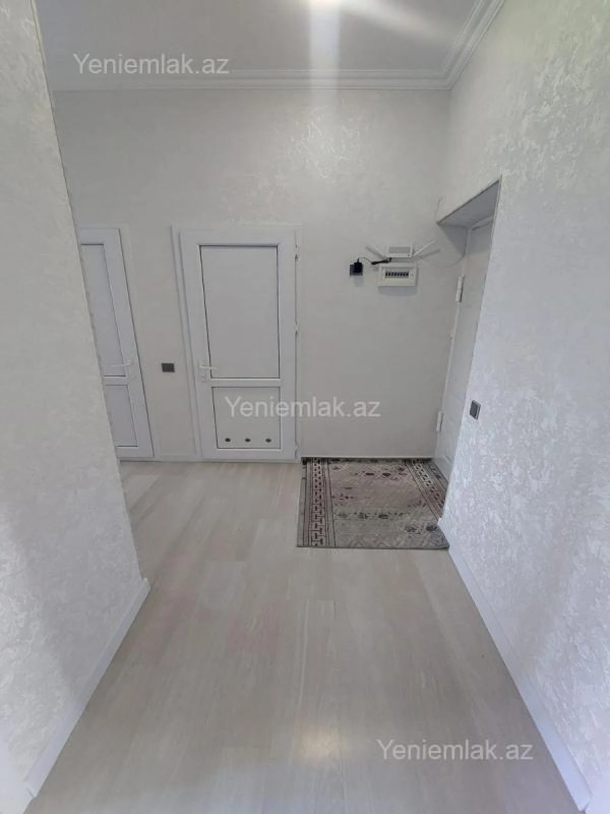 Satılır 2 otaqlı köhnə tikili 70 m²