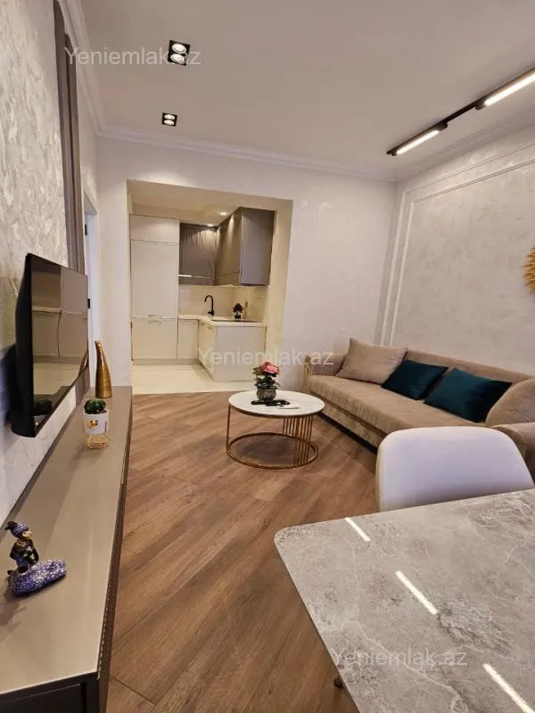 Satılır 2 otaqlı yeni tikili 45 m²