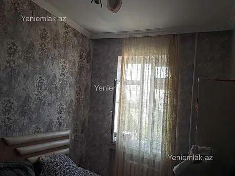 Satılır 4 otaqlı köhnə tikili 85 m²