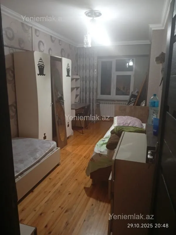 Satılır 4 otaqlı köhnə tikili 78 m²