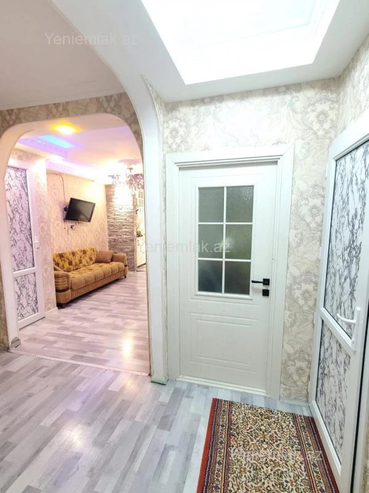 Satılır 3 otaqlı köhnə tikili 70 m²