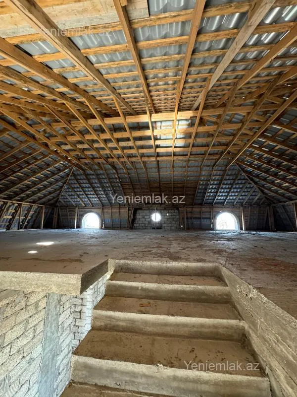 Satılır 6 otaqlı həyət evi 100 m²