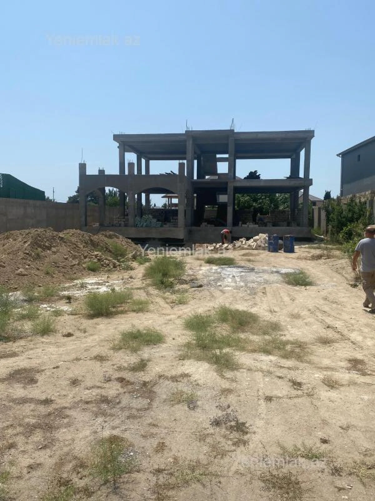 Satılır 6 otaqlı həyət evi 100 m²