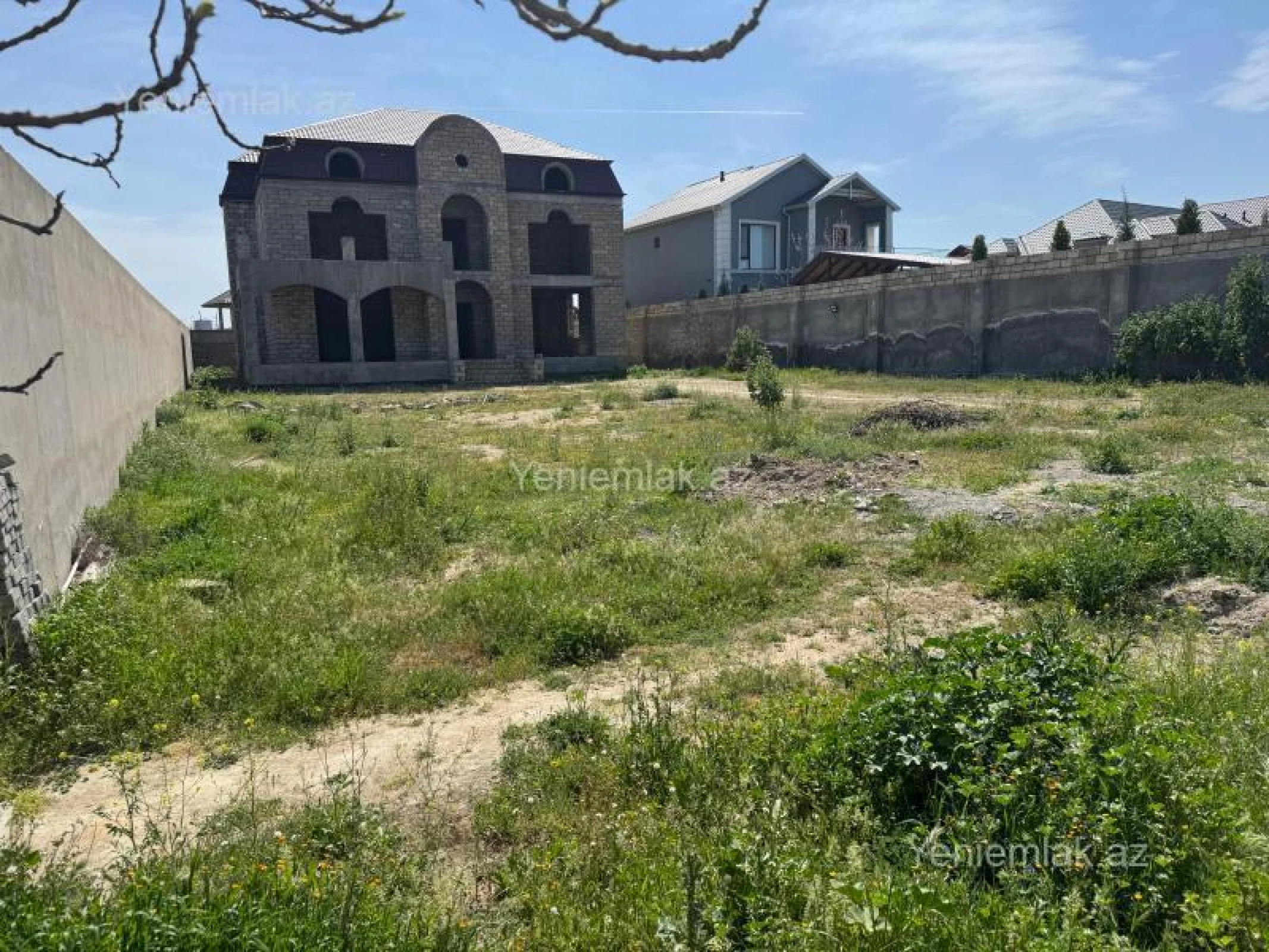 Satılır 6 otaqlı həyət evi 100 m²