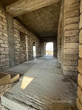 Satılır 6 otaqlı həyət evi 100 m²