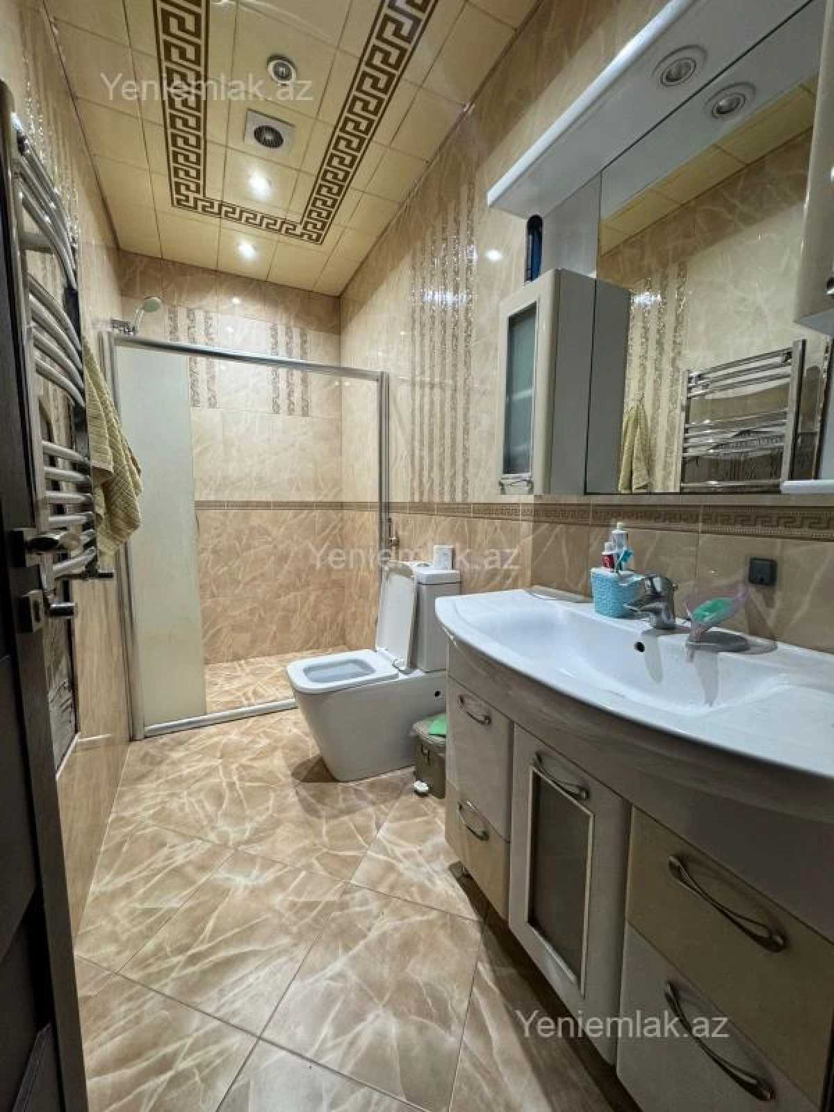 Satılır 4 otaqlı yeni tikili 187 m²