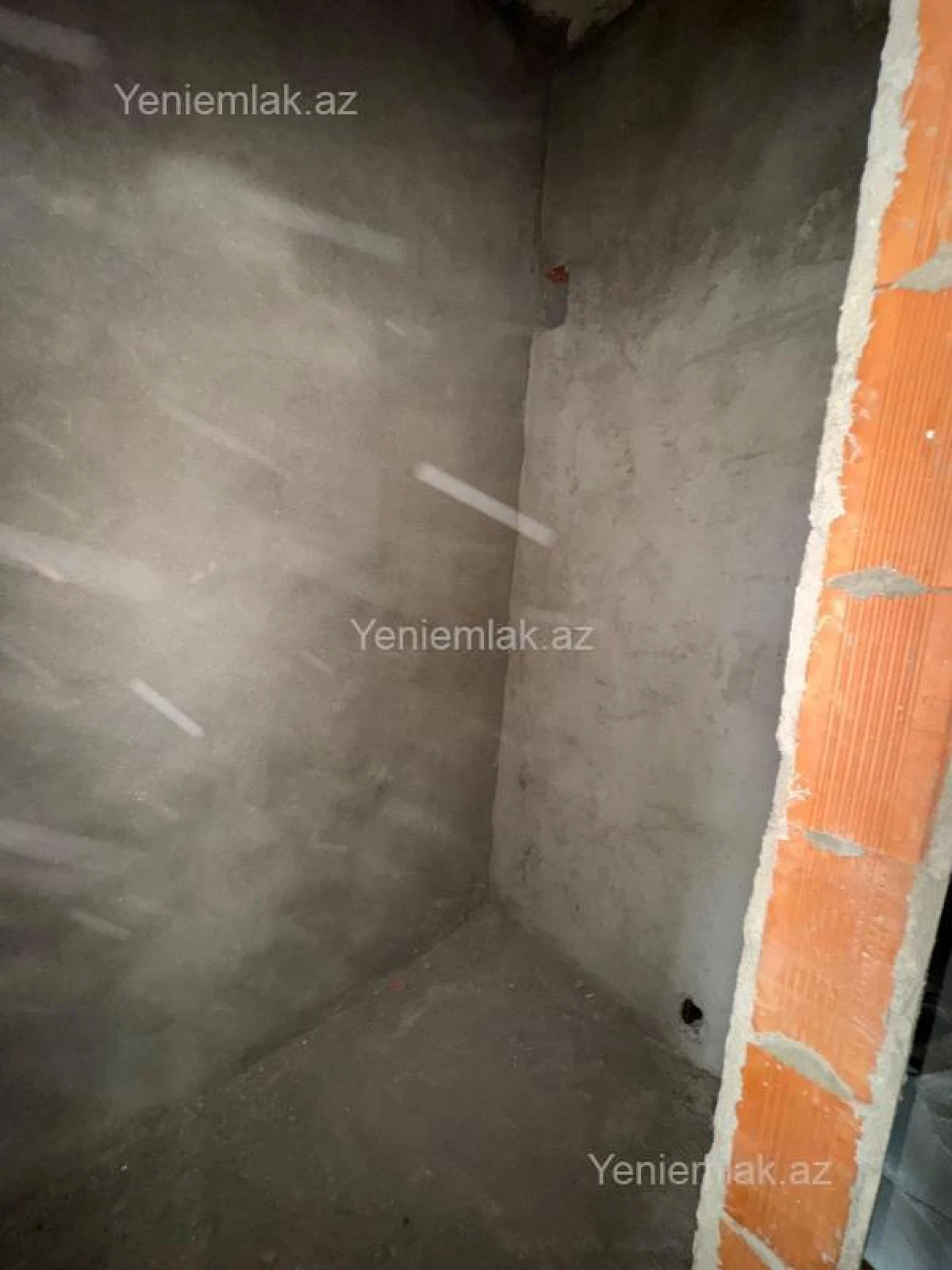 Satılır 3 otaqlı yeni tikili 135 m²