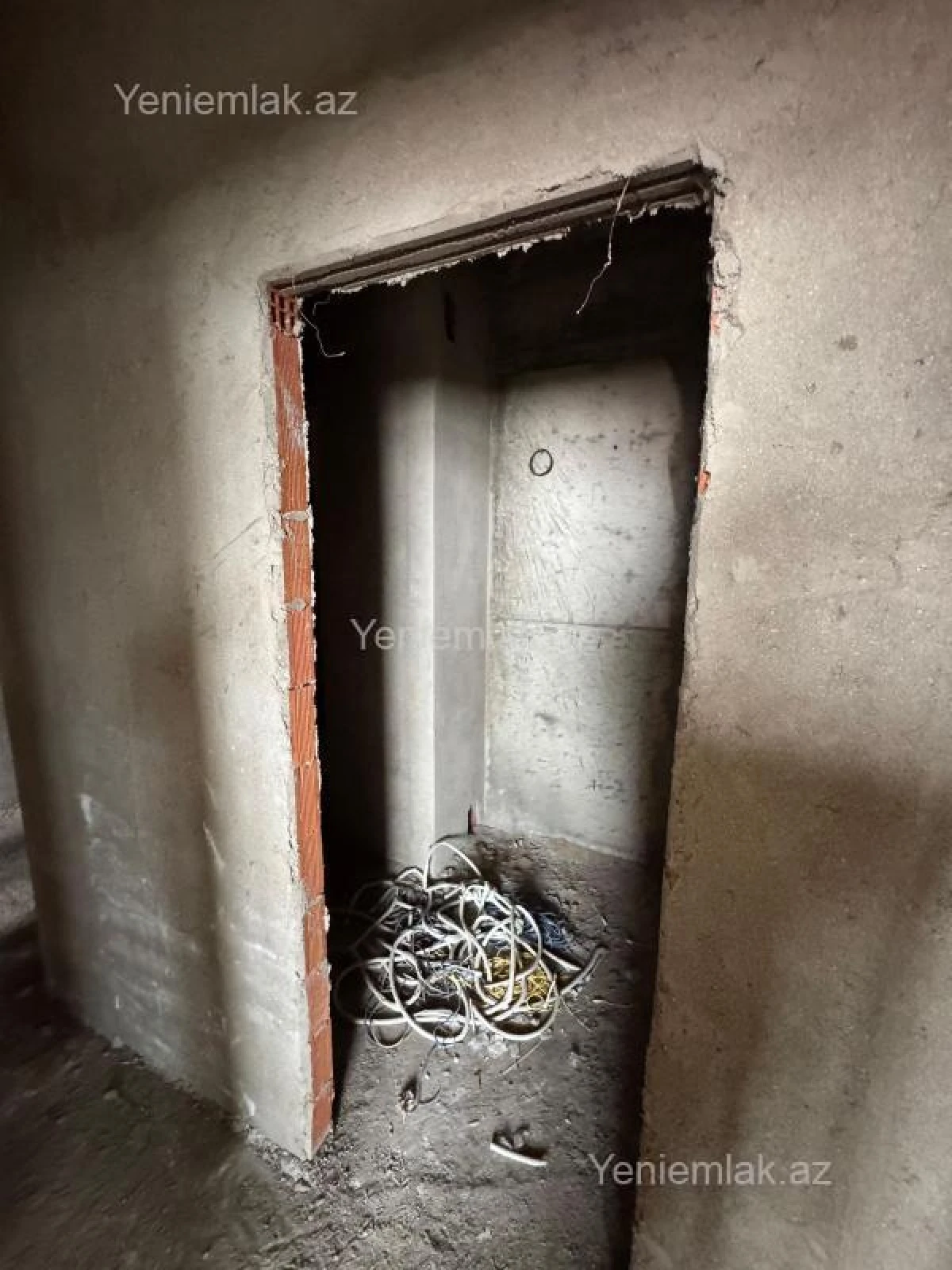 Satılır 3 otaqlı yeni tikili 135 m²