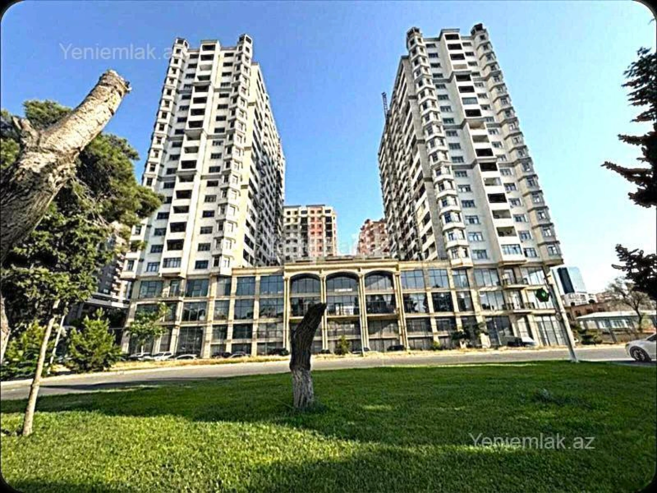 Satılır 3 otaqlı yeni tikili 135 m²