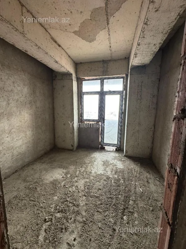 Satılır 3 otaqlı yeni tikili 135 m²