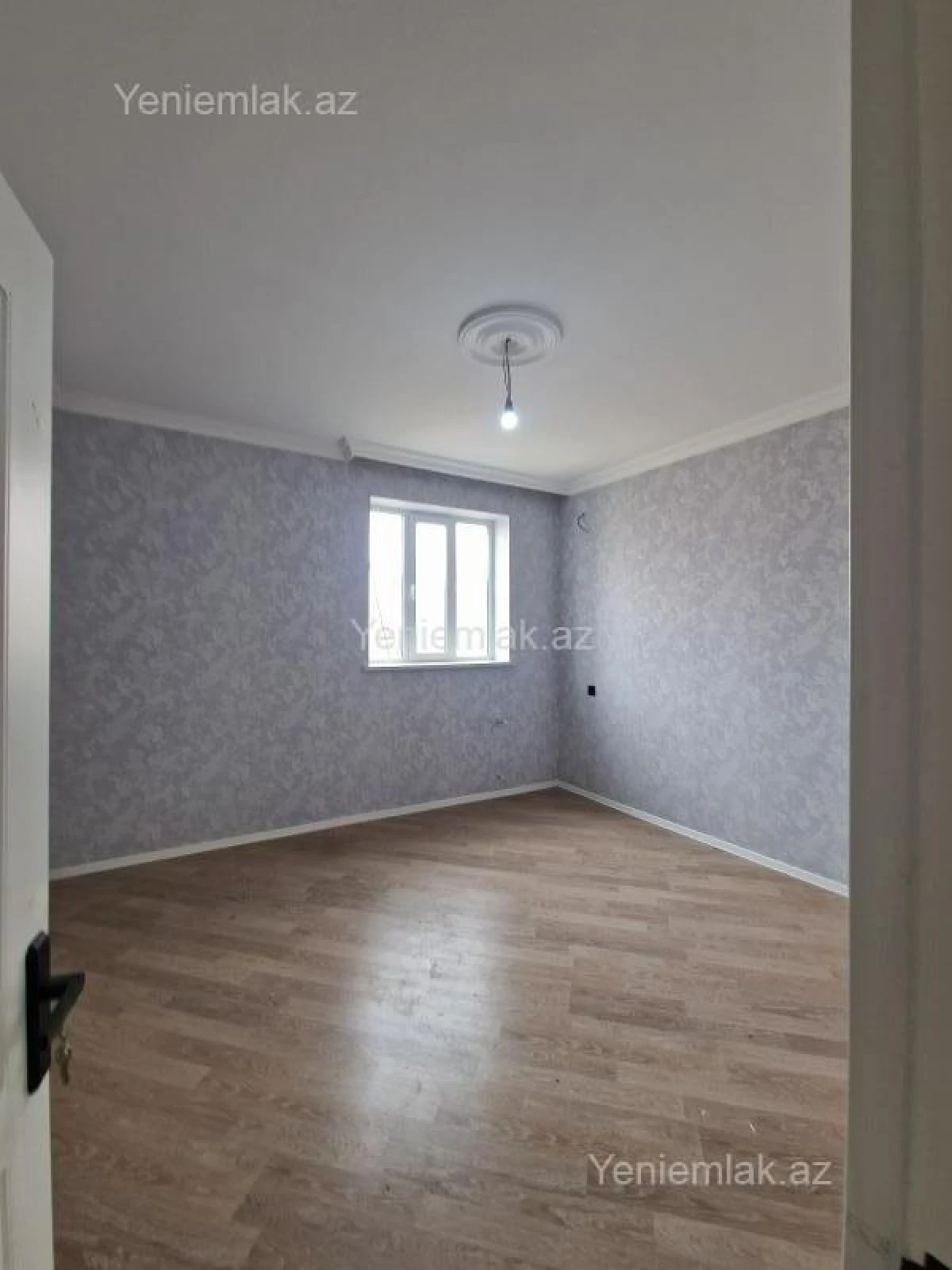 Satılır 5 otaqlı həyət evi 143 m²