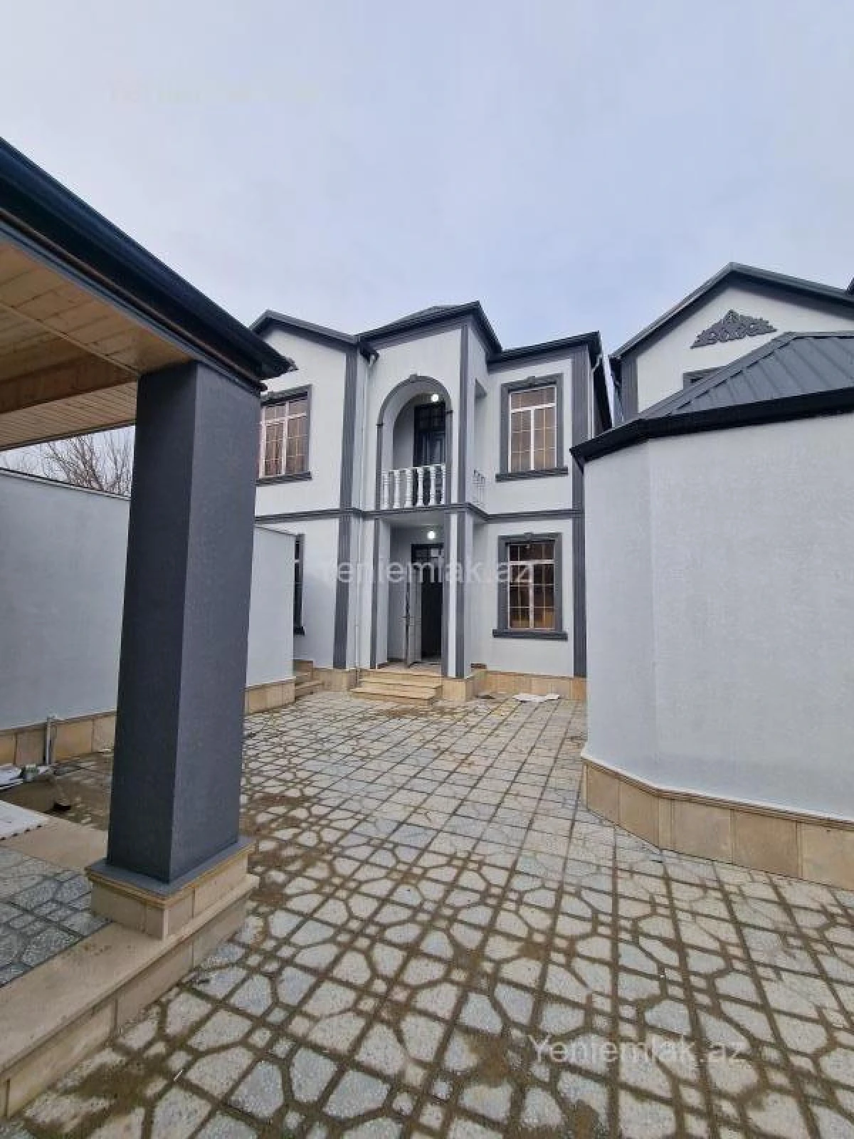 Satılır 5 otaqlı həyət evi 143 m²