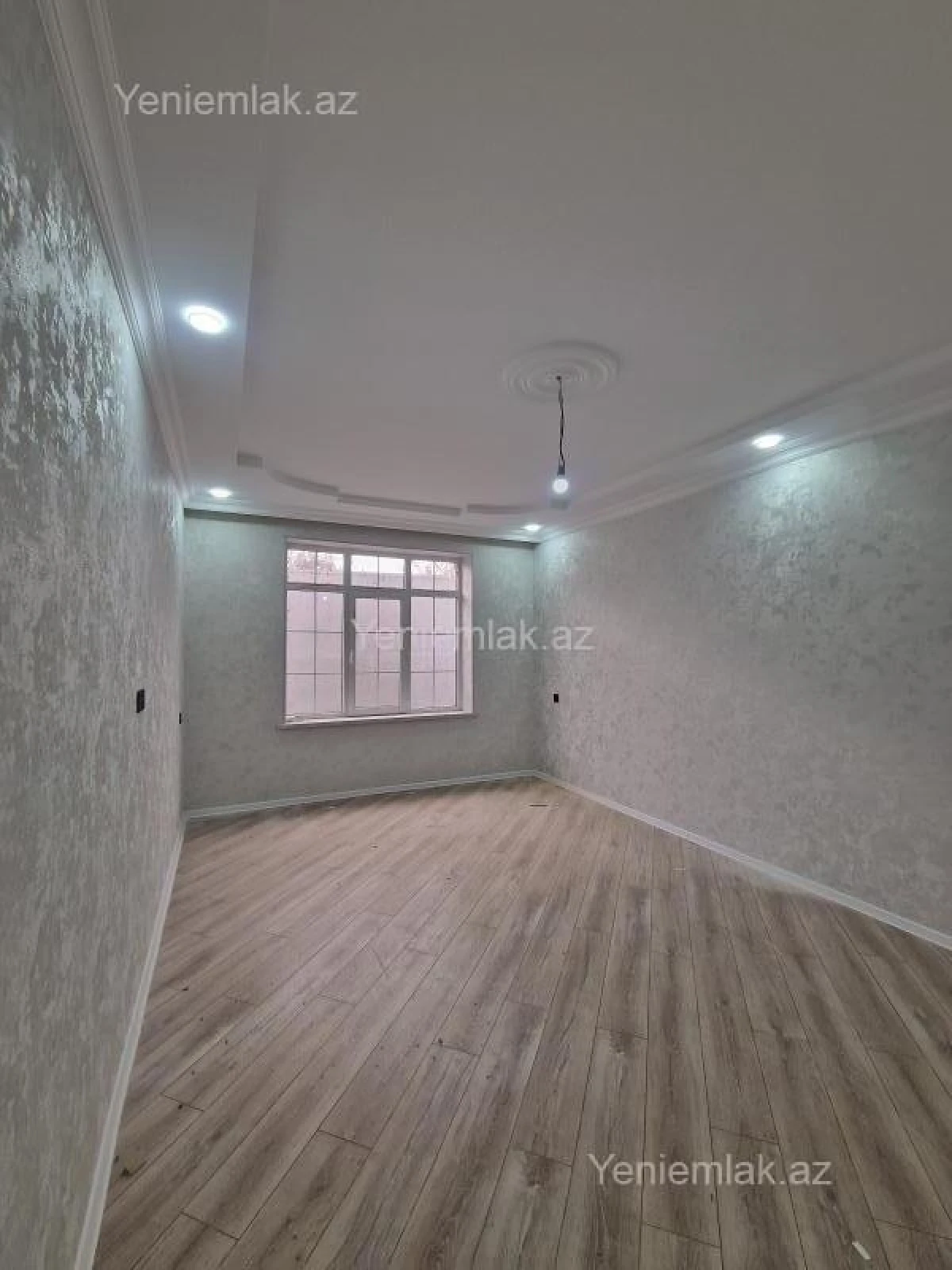 Satılır 5 otaqlı həyət evi 143 m²