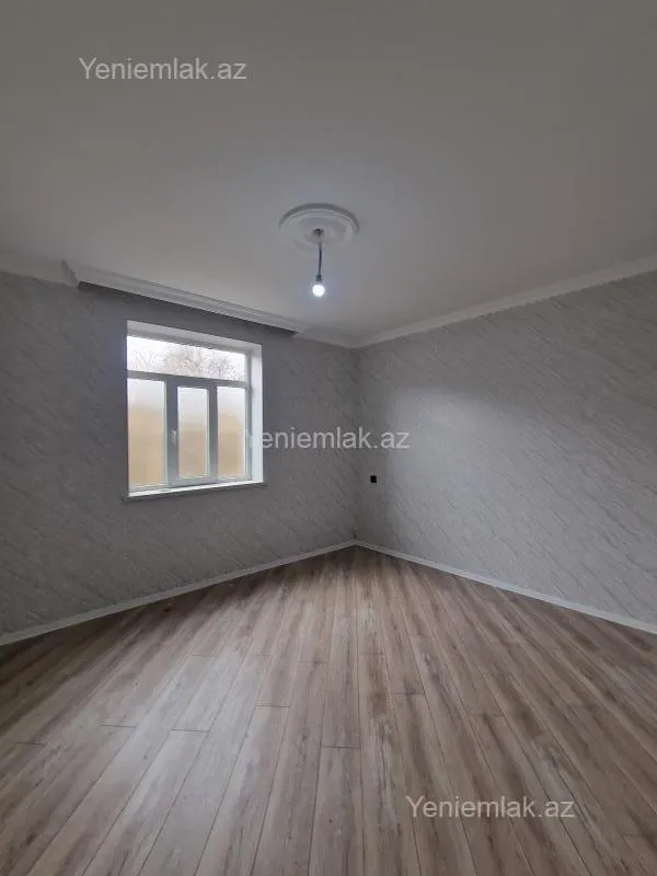Satılır 5 otaqlı həyət evi 143 m²