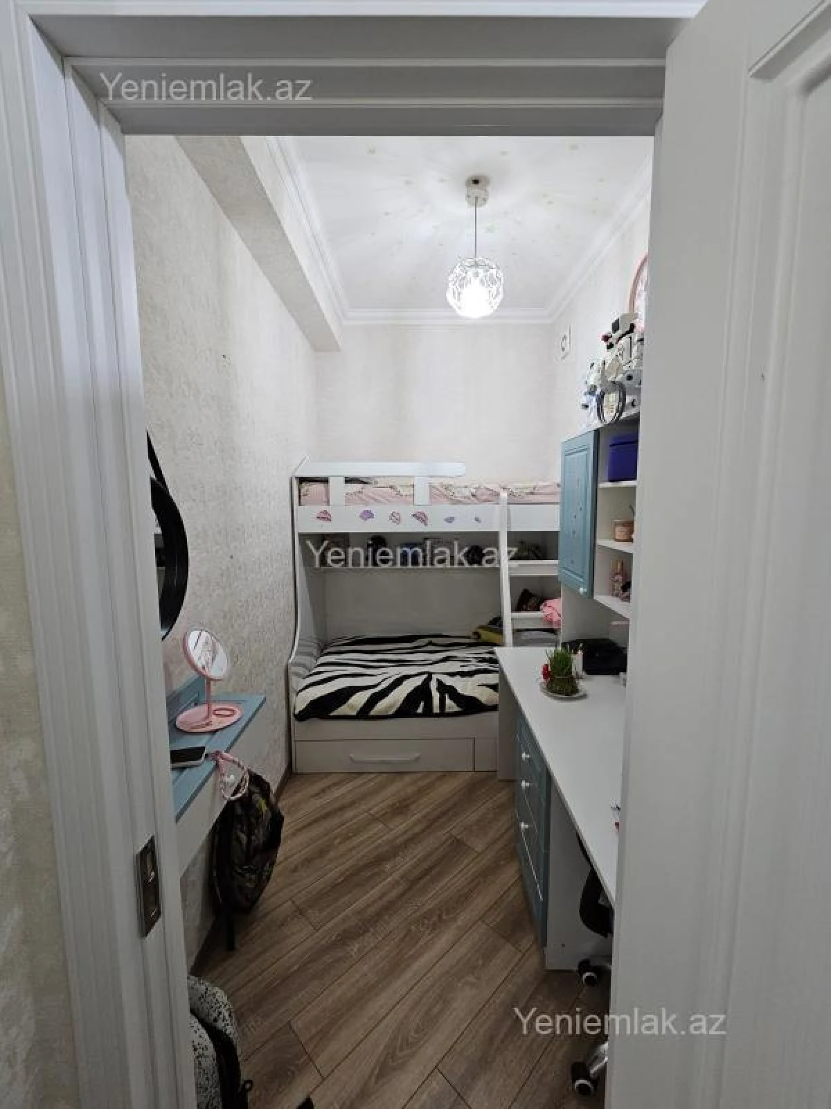 Satılır 3 otaqlı yeni tikili 81.3 m²