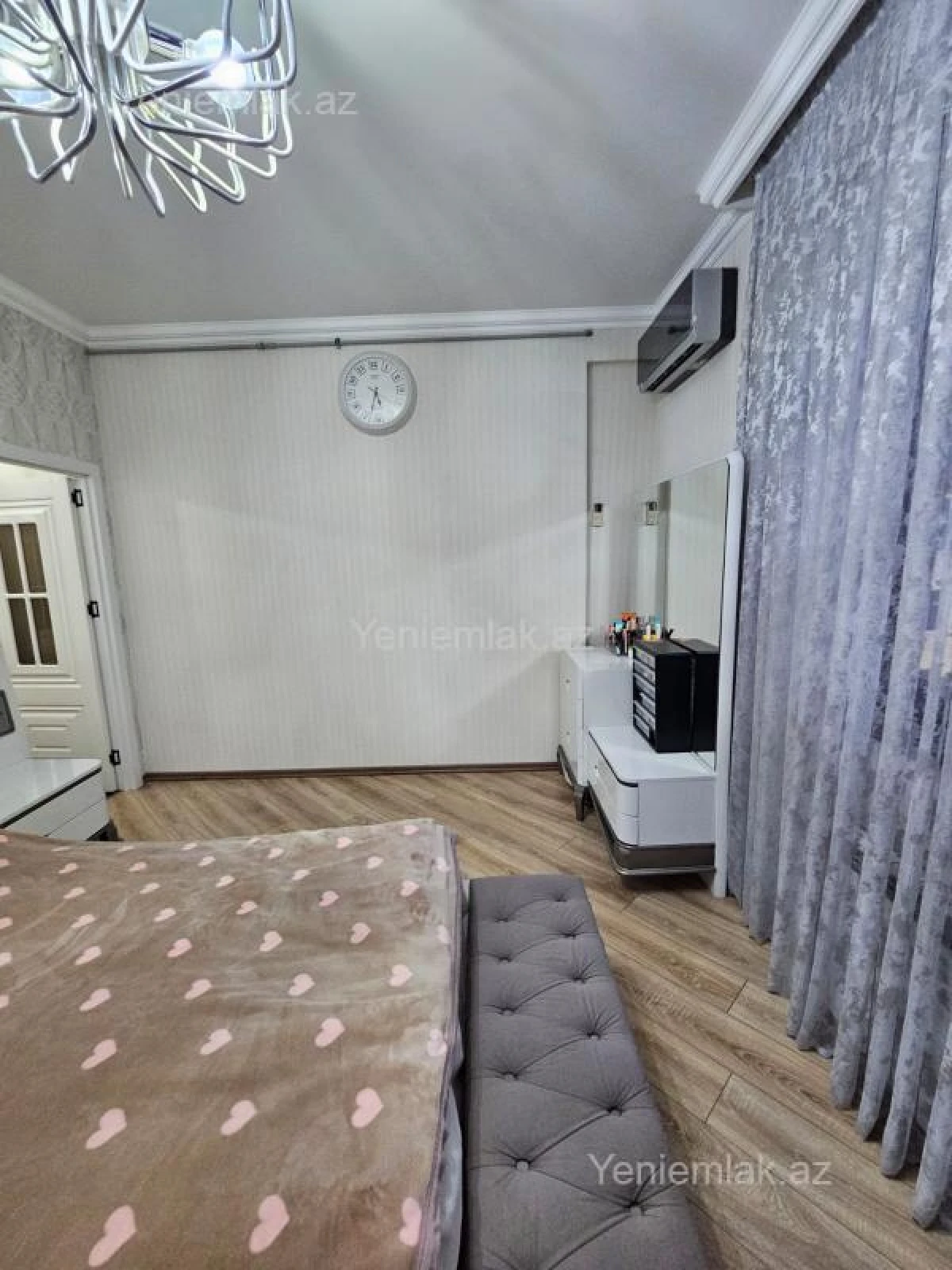 Satılır 3 otaqlı yeni tikili 81.3 m²