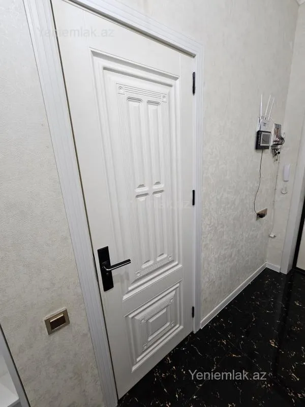 Satılır 3 otaqlı yeni tikili 81.3 m²