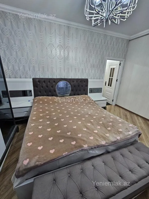 Satılır 3 otaqlı yeni tikili 81.3 m²