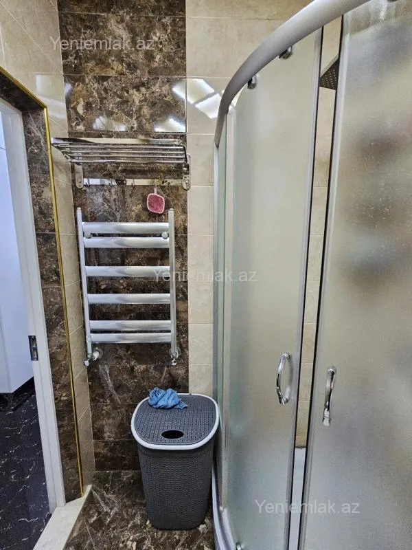 Satılır 3 otaqlı yeni tikili 81.3 m²