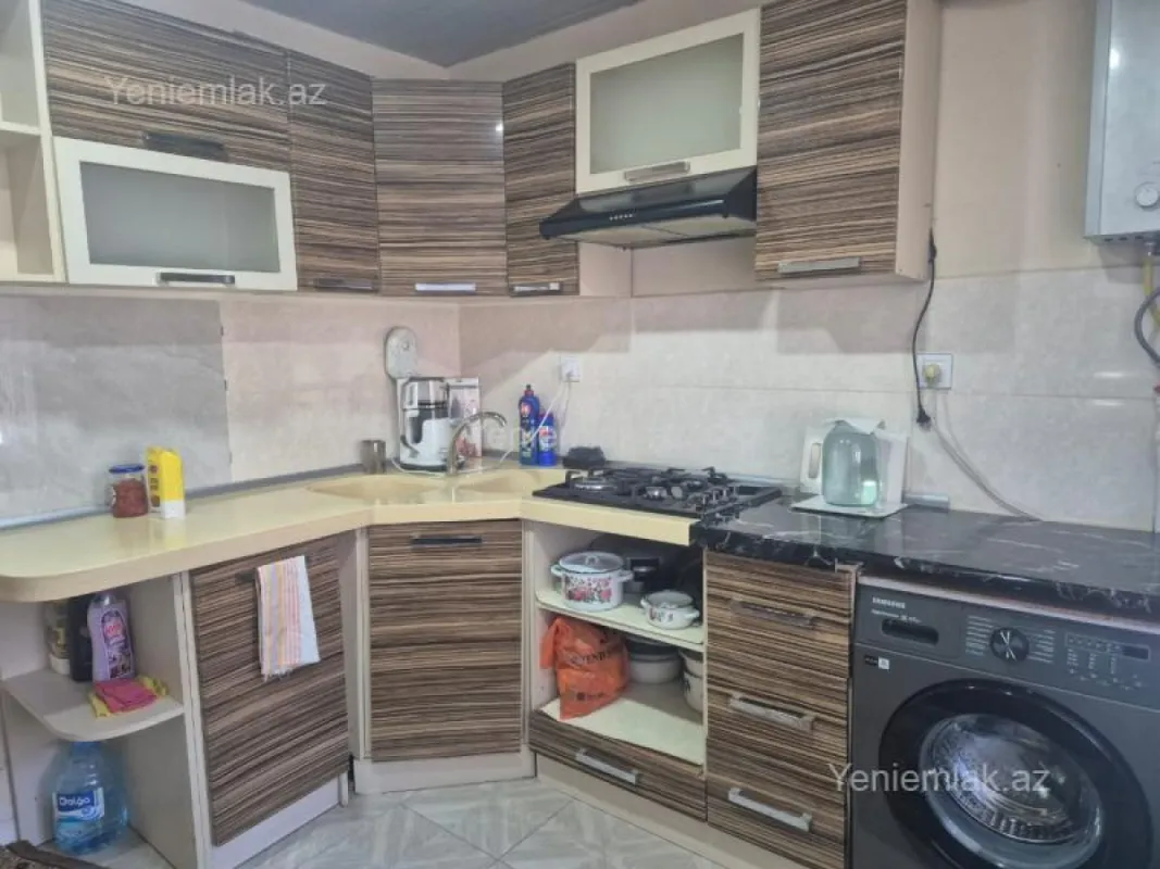Satılır 2 otaqlı köhnə tikili 50 m²