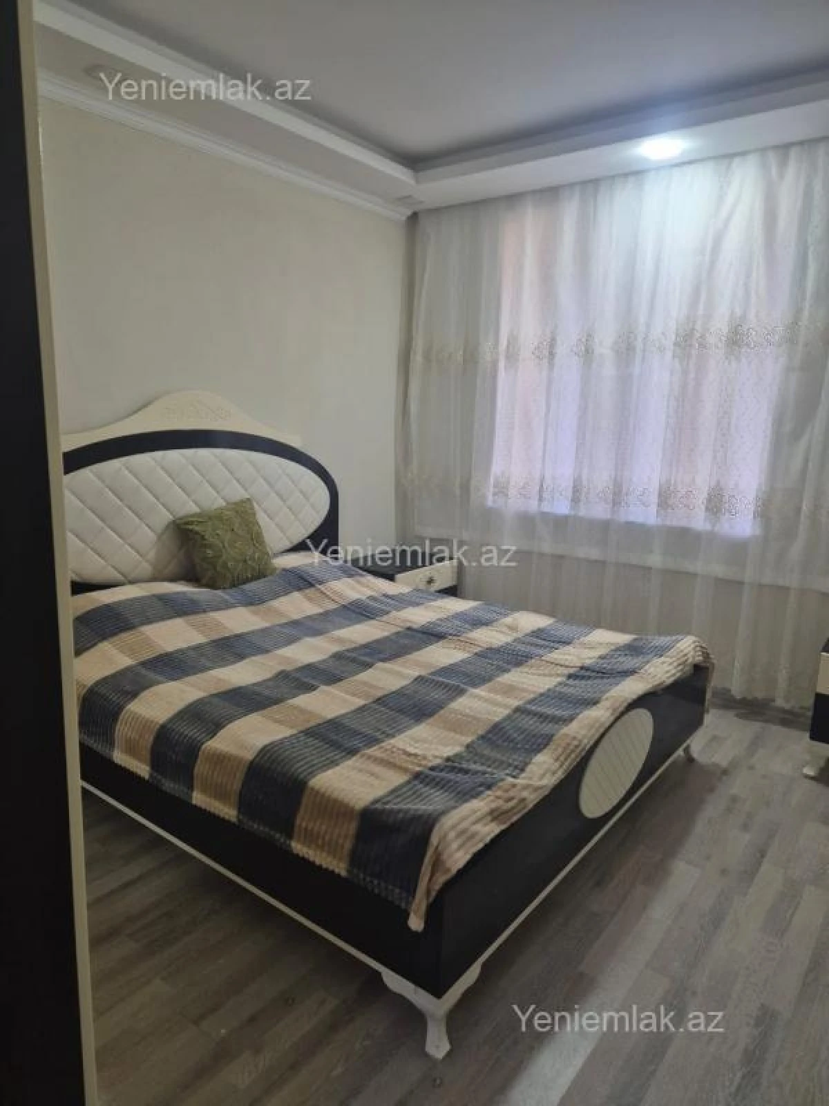 Satılır 2 otaqlı köhnə tikili 50 m²