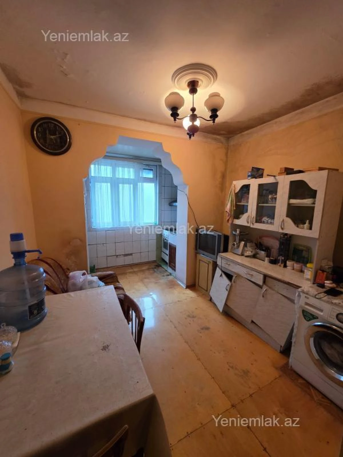 Satılır 3 otaqlı köhnə tikili 80 m²