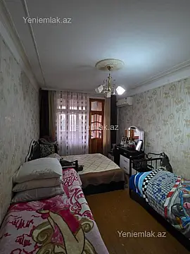 Satılır 3 otaqlı köhnə tikili 80 m²