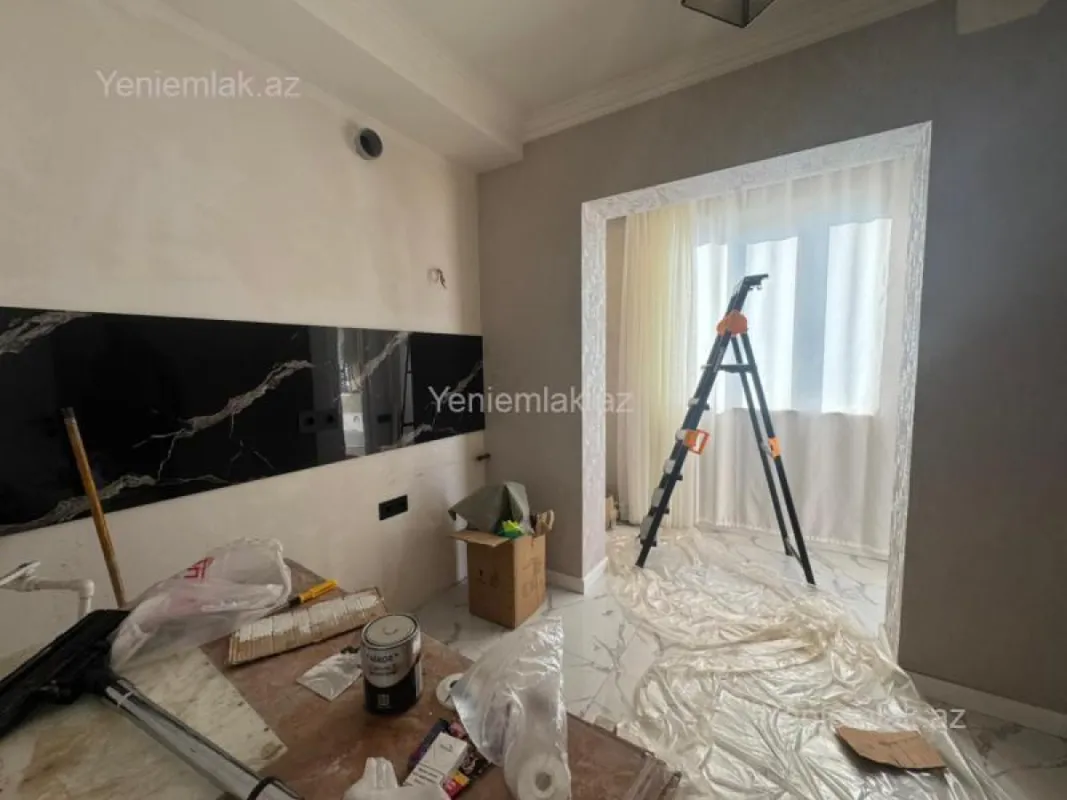 Satılır 2 otaqlı köhnə tikili 50 m²