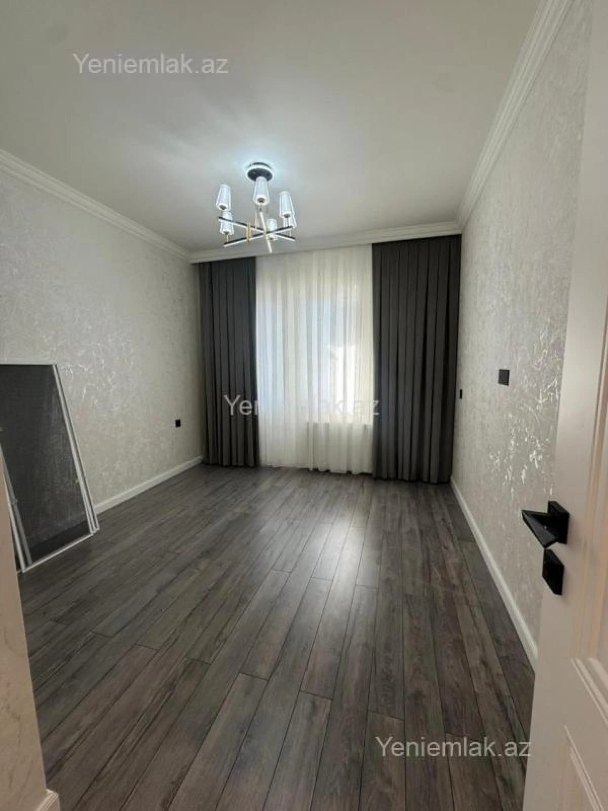 Satılır 2 otaqlı köhnə tikili 50 m²