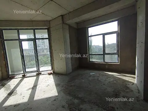 Satılır 4 otaqlı yeni tikili 196 m²