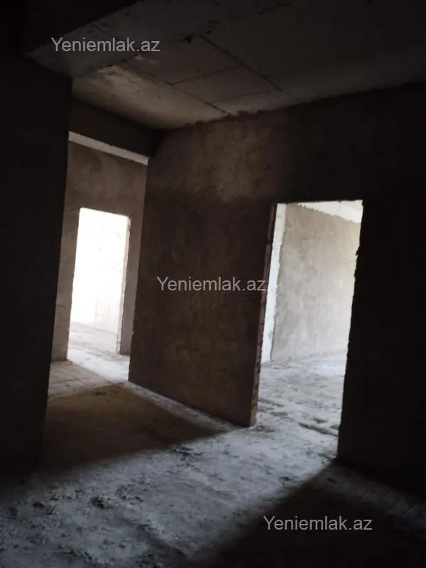 Satılır 4 otaqlı yeni tikili 196 m²