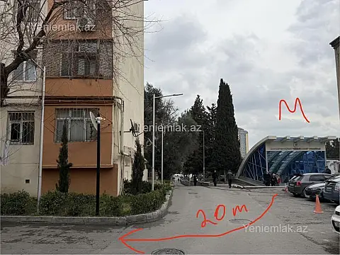 Satılır 2 otaqlı köhnə tikili 68 m²
