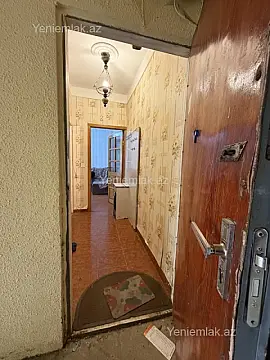 Satılır 2 otaqlı köhnə tikili 68 m²