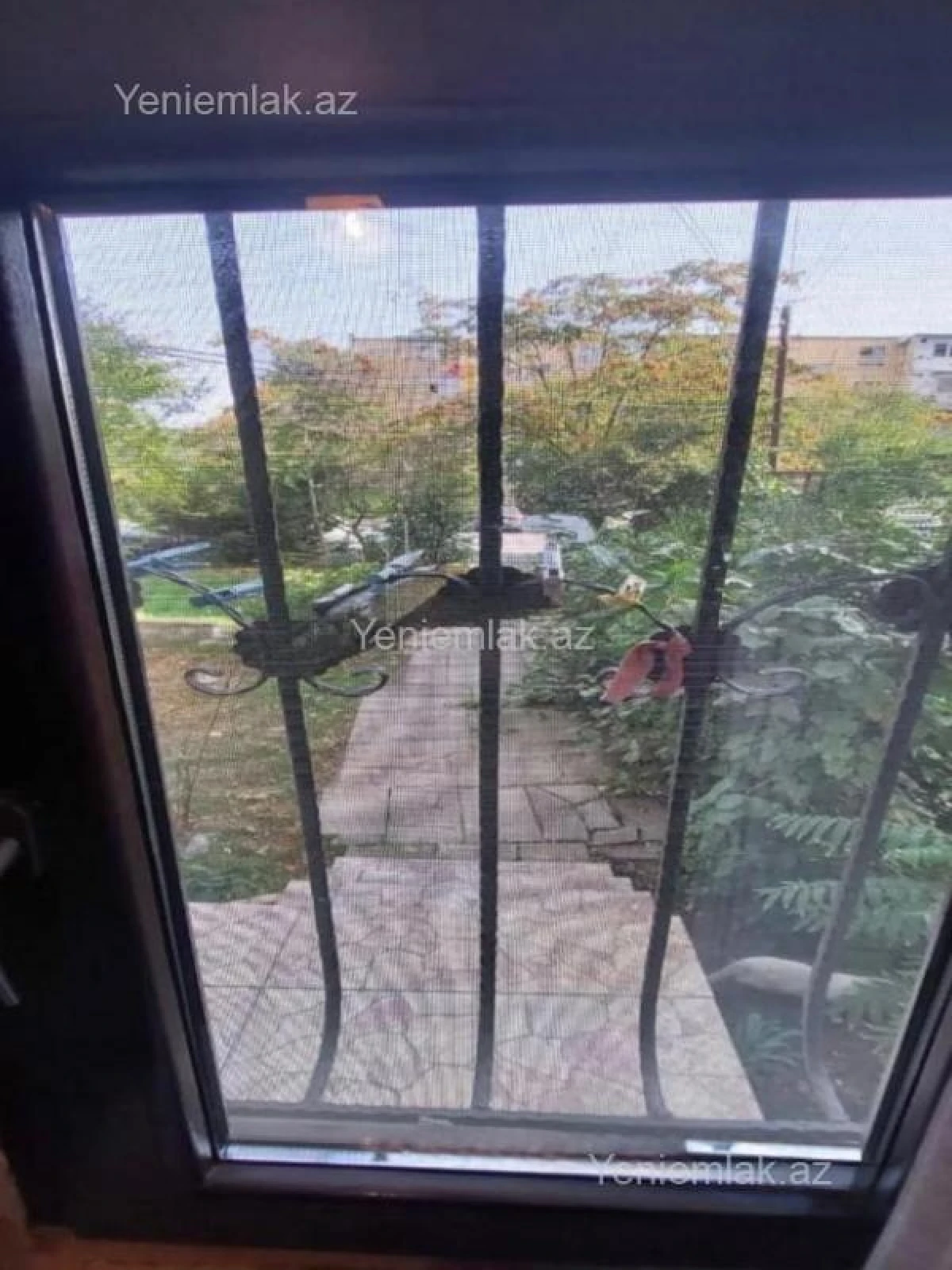 Satılır 3 otaqlı köhnə tikili 70 m²