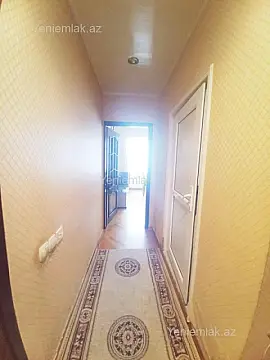 Satılır 5 otaqlı köhnə tikili 130 m²