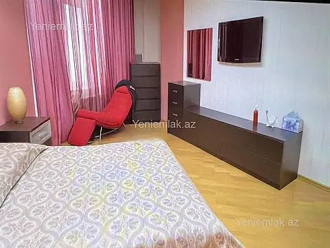 Satılır 4 otaqlı yeni tikili 200 m²