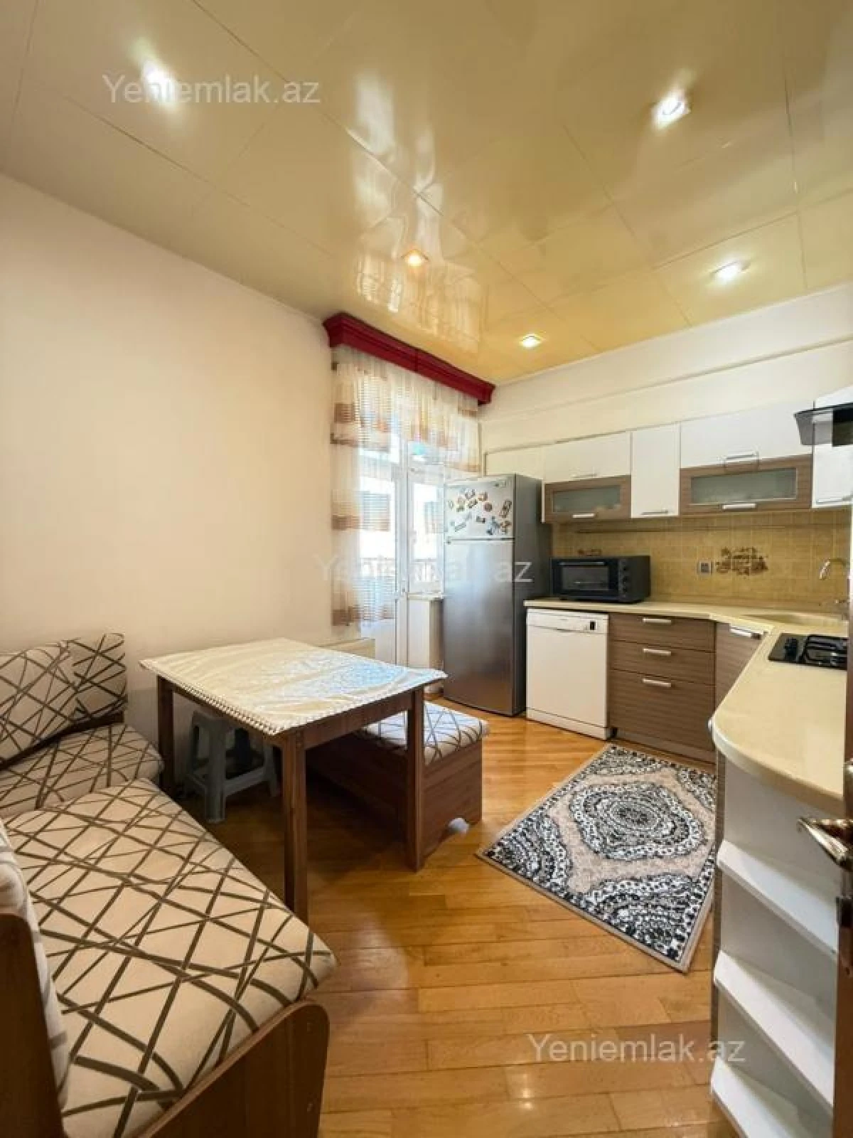 Satılır 3 otaqlı yeni tikili 115 m²