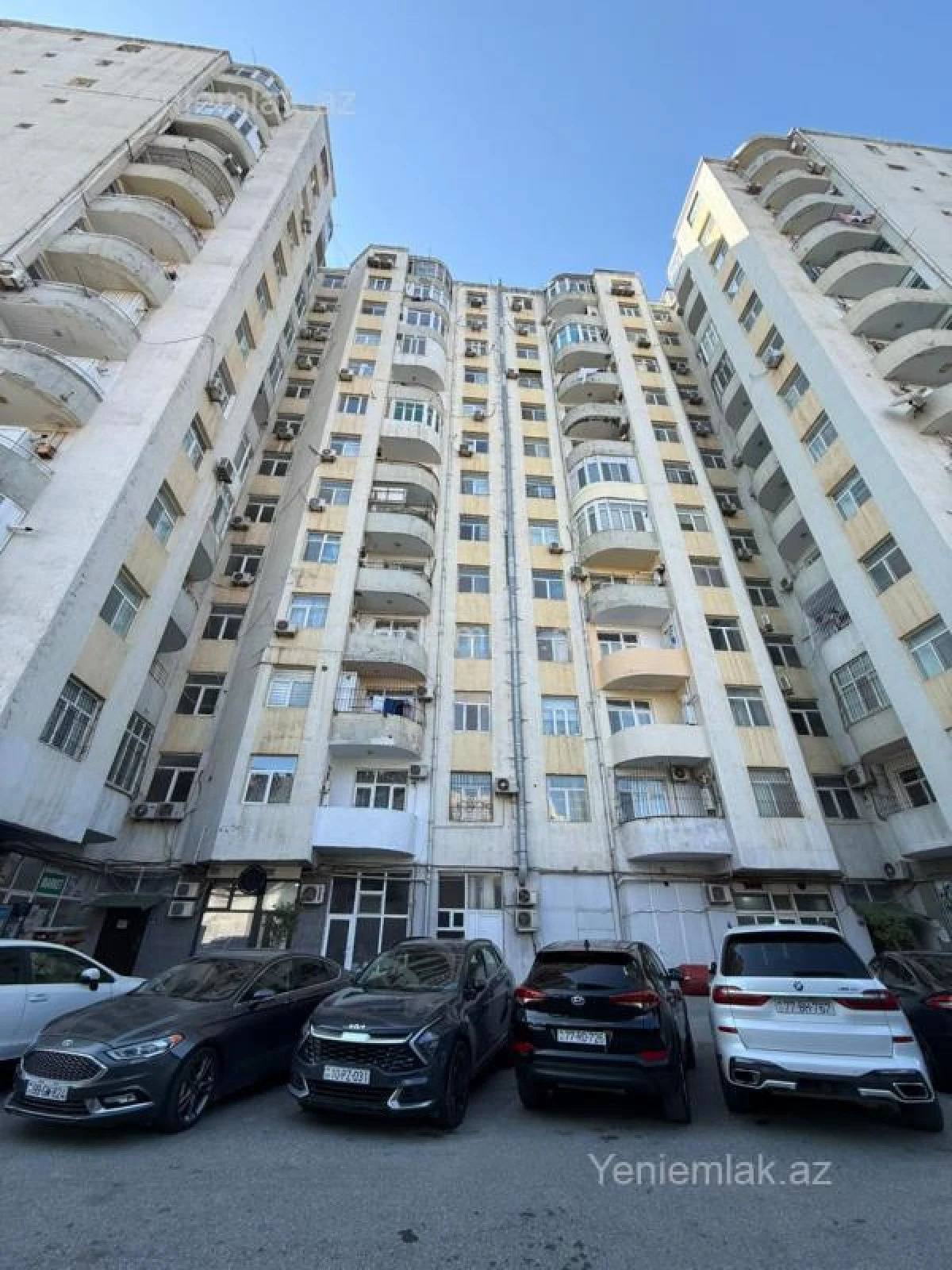 Satılır 3 otaqlı yeni tikili 115 m²